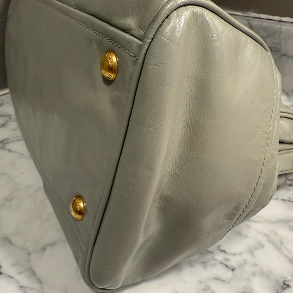 Prada Vitello Shine Double Zip 2way Tote in Grey - Picture 5 of 16